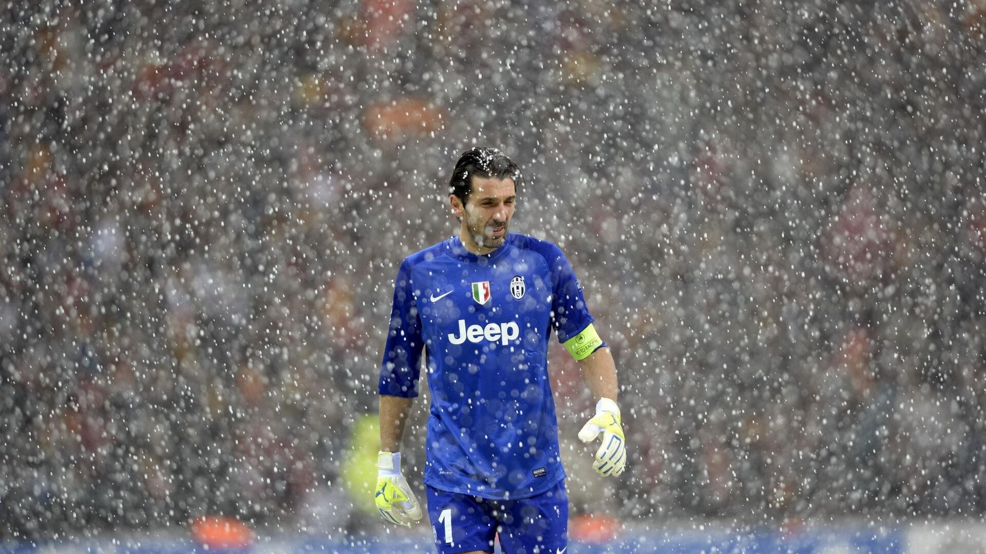 FB体育中国-最后一剑与万军之旗，当骑士的银甲刺穿洛城，利拉德注定在美加墨加冕为王